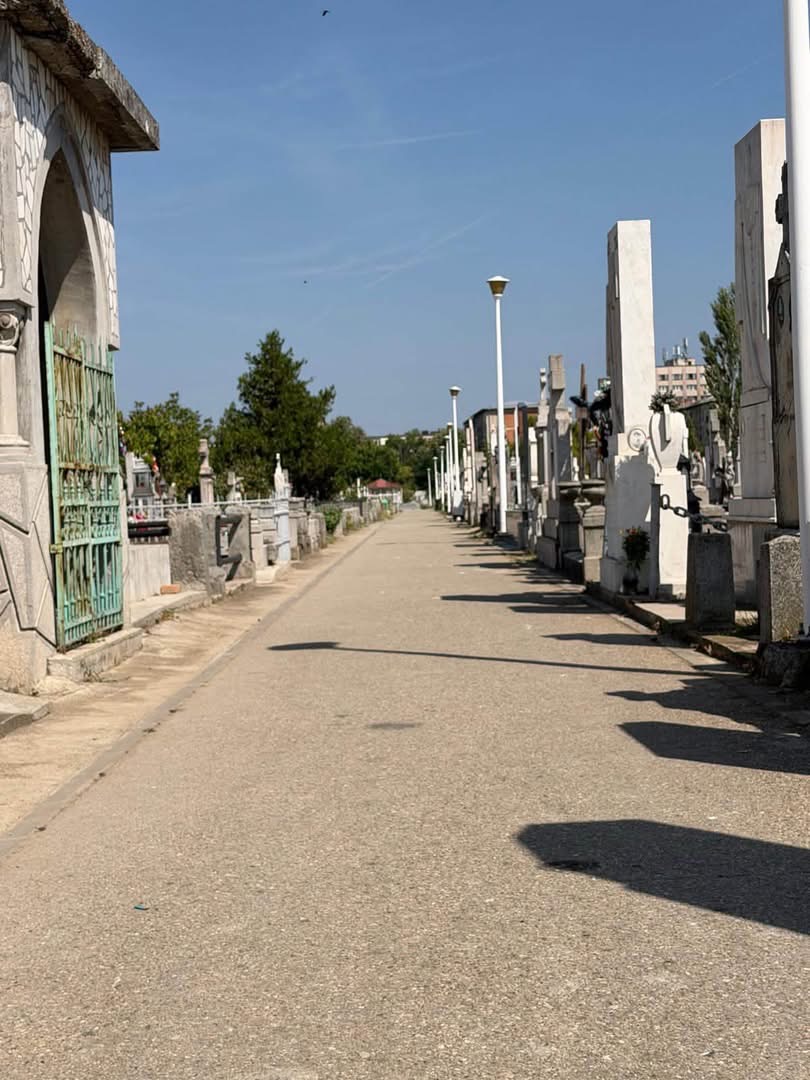 Siguranță sporită la Cimitirul „Sfântul Gheorghe” din Severin. Noi măsuri pentru prevenirea furturilor și vandalismului