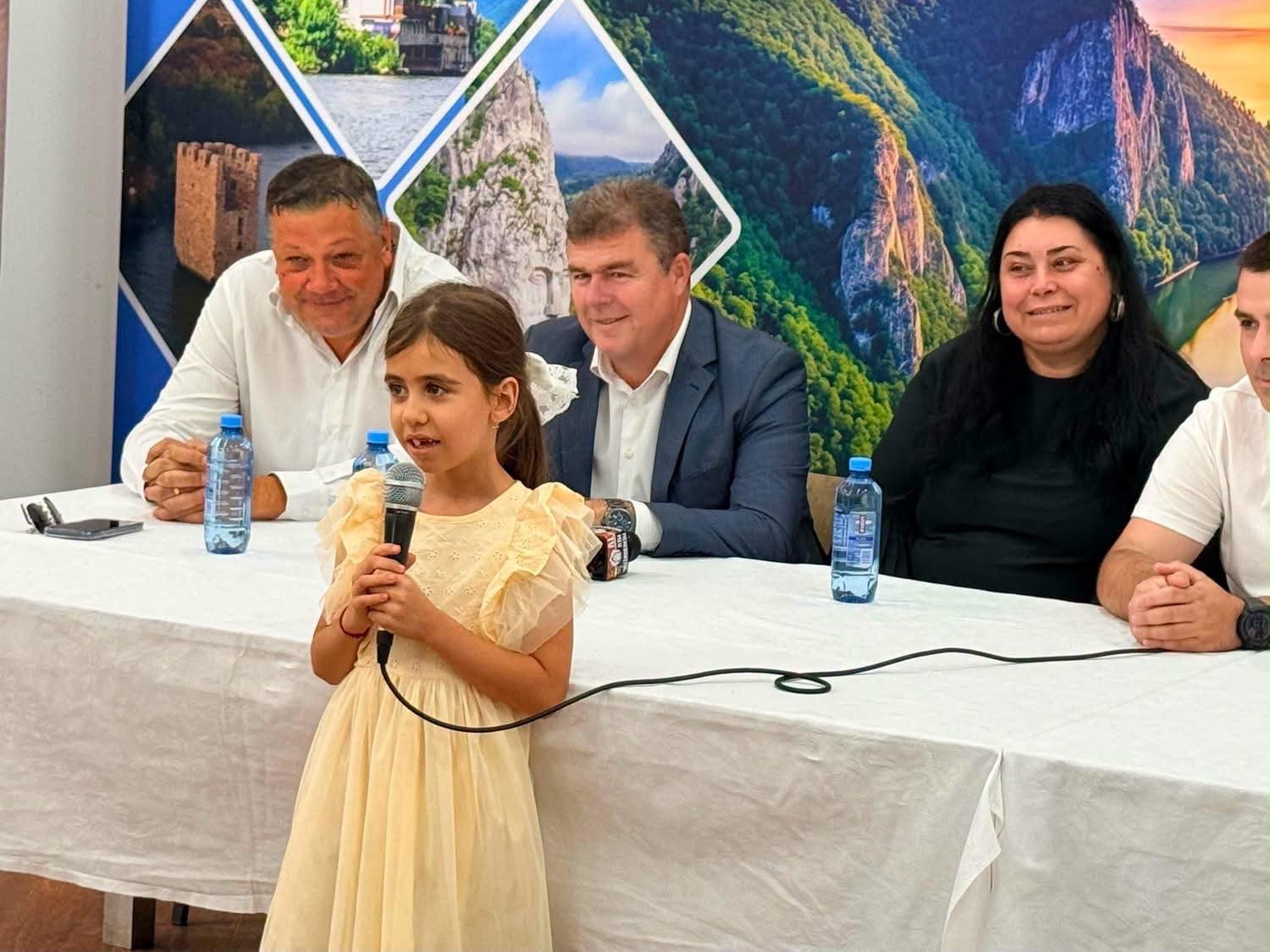 OAMENII EȘELNIȚEI, MEMORIA VIE A UNEI COMUNITĂȚI