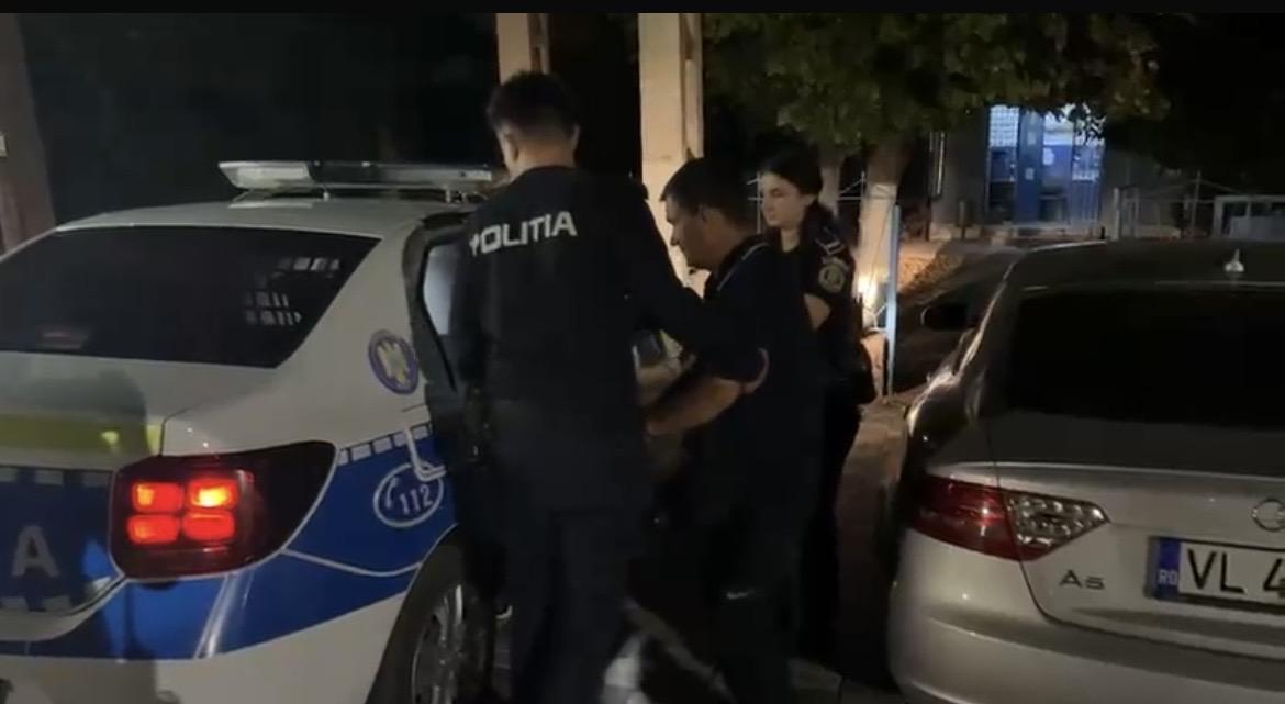 Reținut pentru încălcarea ordinului de protecție