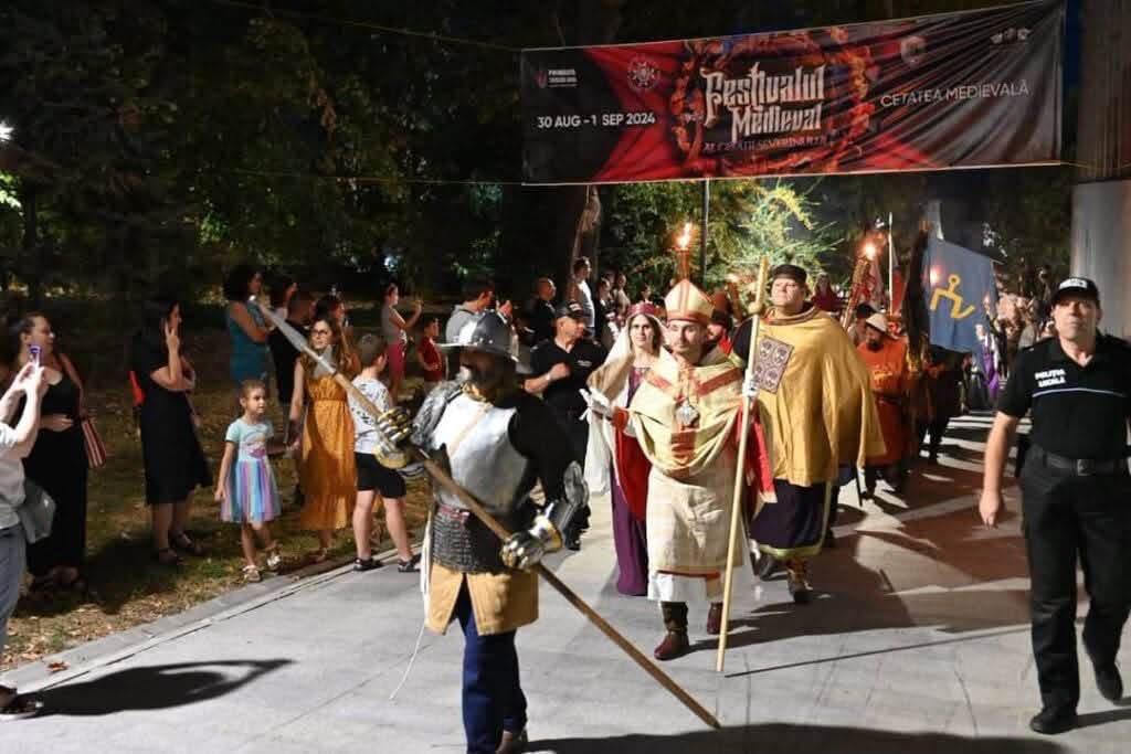 Cavalerii, turnirurile și spectacolele de foc cuceresc Severinul! Cetatea Medievală își deschide porțile pentru trei zile de poveste