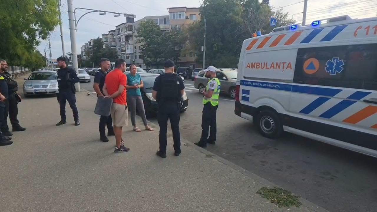 Minor acroșat de un taxi, pe o trecere de pietoni din Drobeta-Turnu Severin