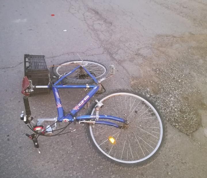 Biciclist din Eșelnița, amendat cu peste 1.200 de lei după ce a fost prins băut la ghidon