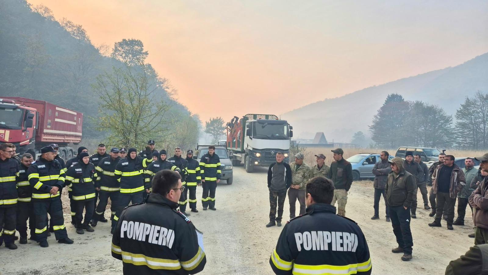 1.000 de hectare, mistuite de incendii în Mehedinți